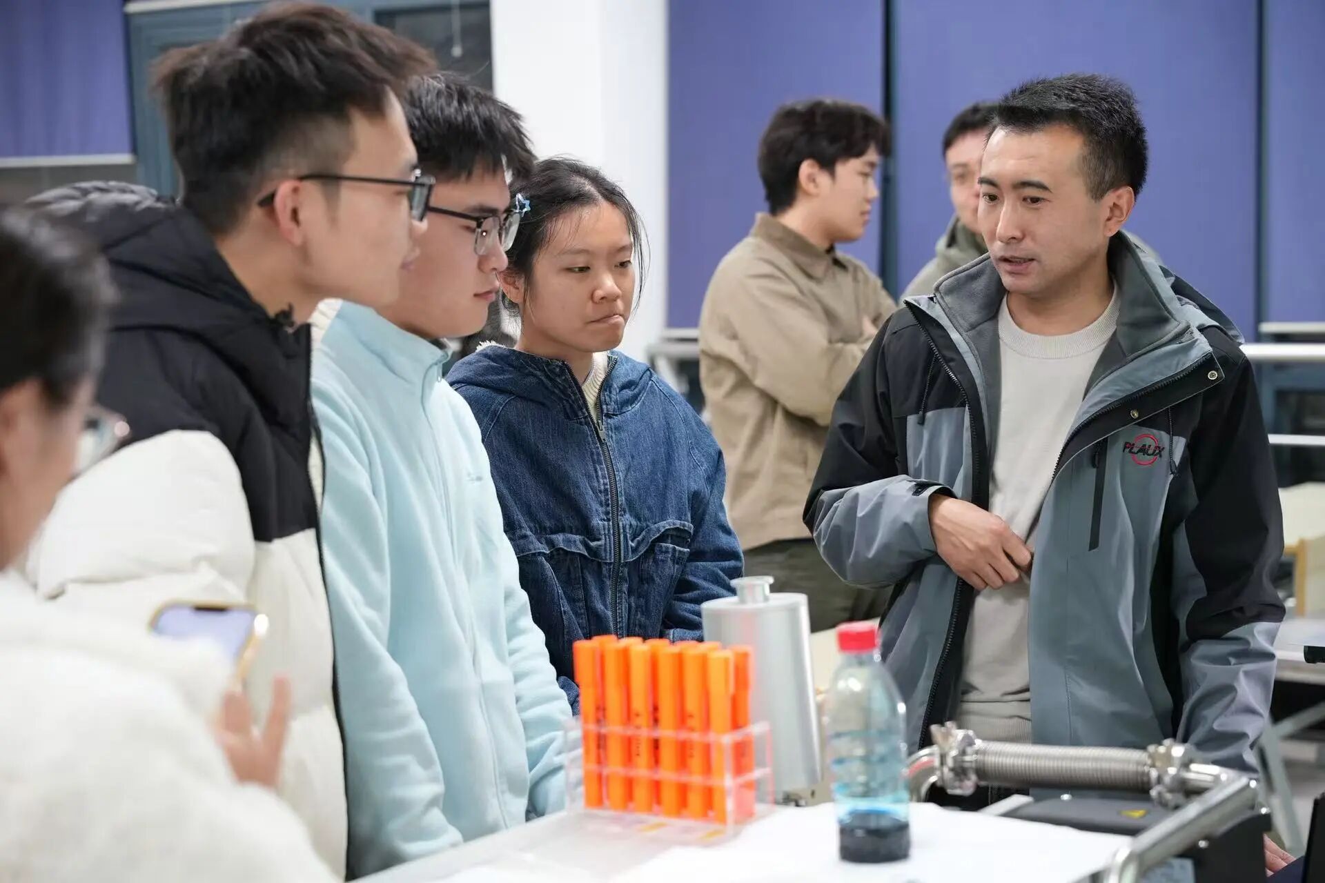 普樂斯走進東華大學物理學院，探討等離子技術(shù)應(yīng)用與未來職業(yè)機遇